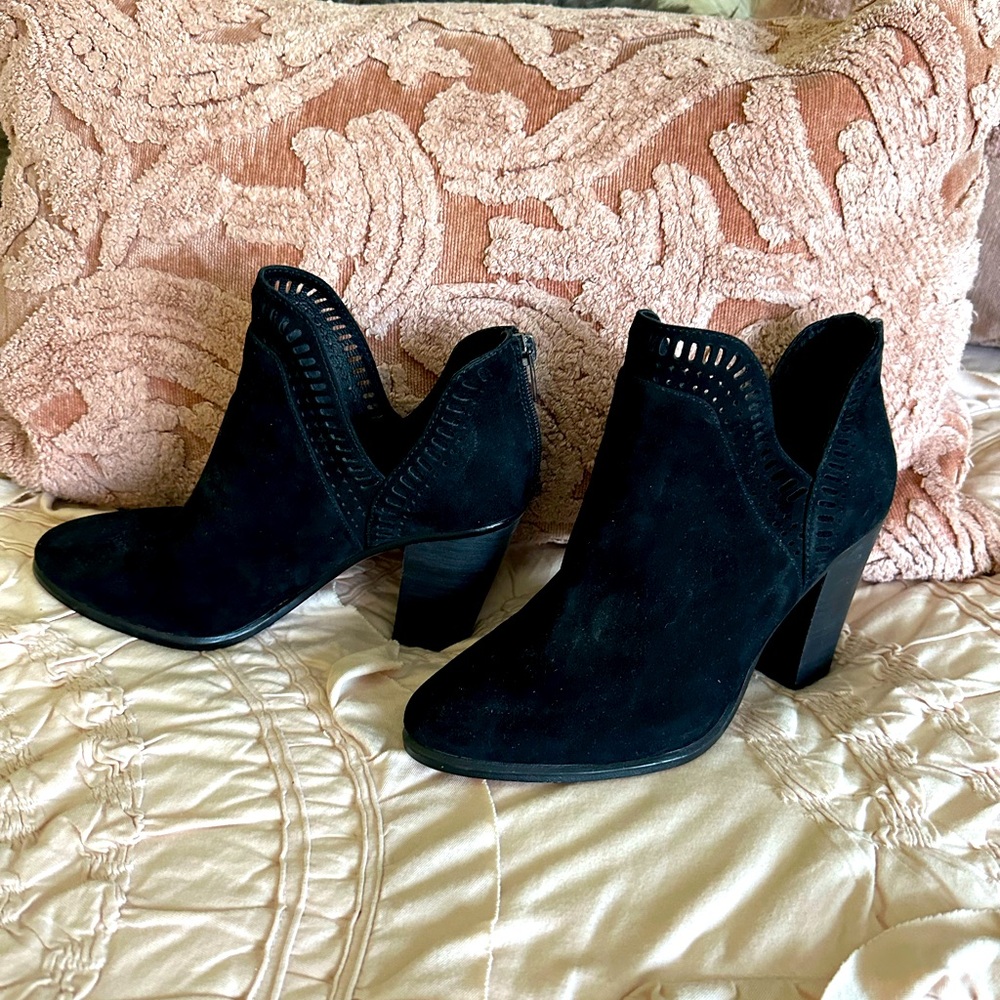 Vince Camino Black Suede Fileana Bootie Size 8.5 M